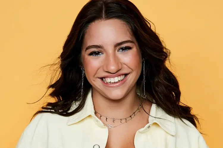 How old is Mackenzie Ziegler? - Mackenzie Ziegler's Age in years months days hours minutes and seconds
