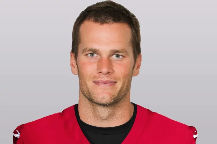 How Old Is Tom Brady Exactly?