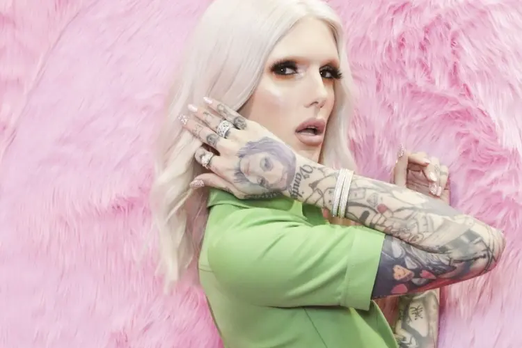 How Old is Jeffree Star Exactly ? (theverge)