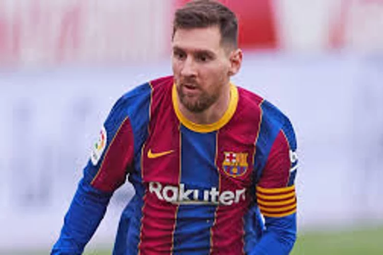 How Old Is Lionel Messi Exactly? (playingfor90)