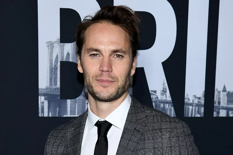 How Old Is Taylor Kitsch Exactly?